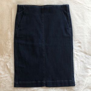 Loft denim skirt. Pencil straight. Size 4